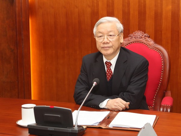 ທ່ານເລຂາທິການໃຫຍ່ຫງວຽນຟູ໋ຈ້ອງໂທລະສັບກັບເລຂາທິການໃຫຍ່ຈີນສືຈິນຜິງ